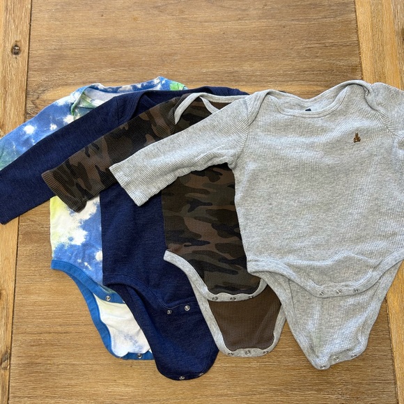 10-piece Baby Gap Longsleeve Bodysuit Bundle 18-24 month - Picture 2 of 4